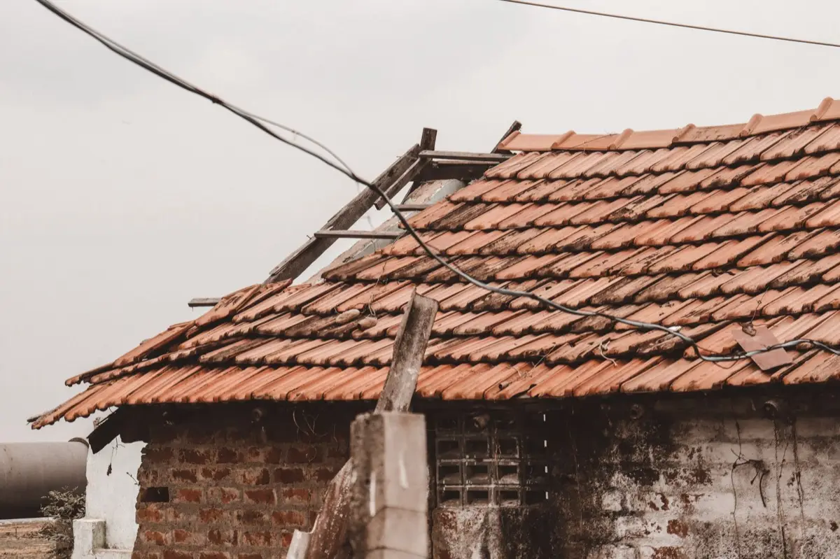Wind Damage Roof Repair in Fort Lauderdale, FL